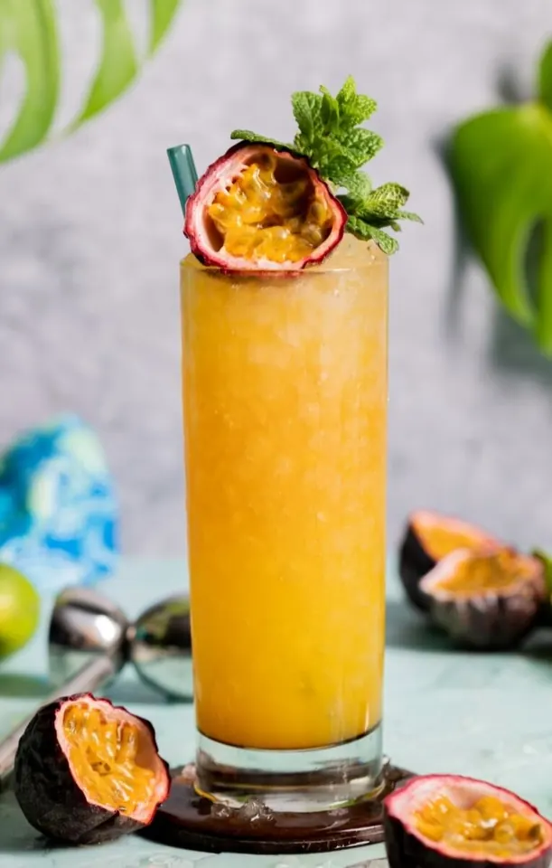 Passion fruit splash drink